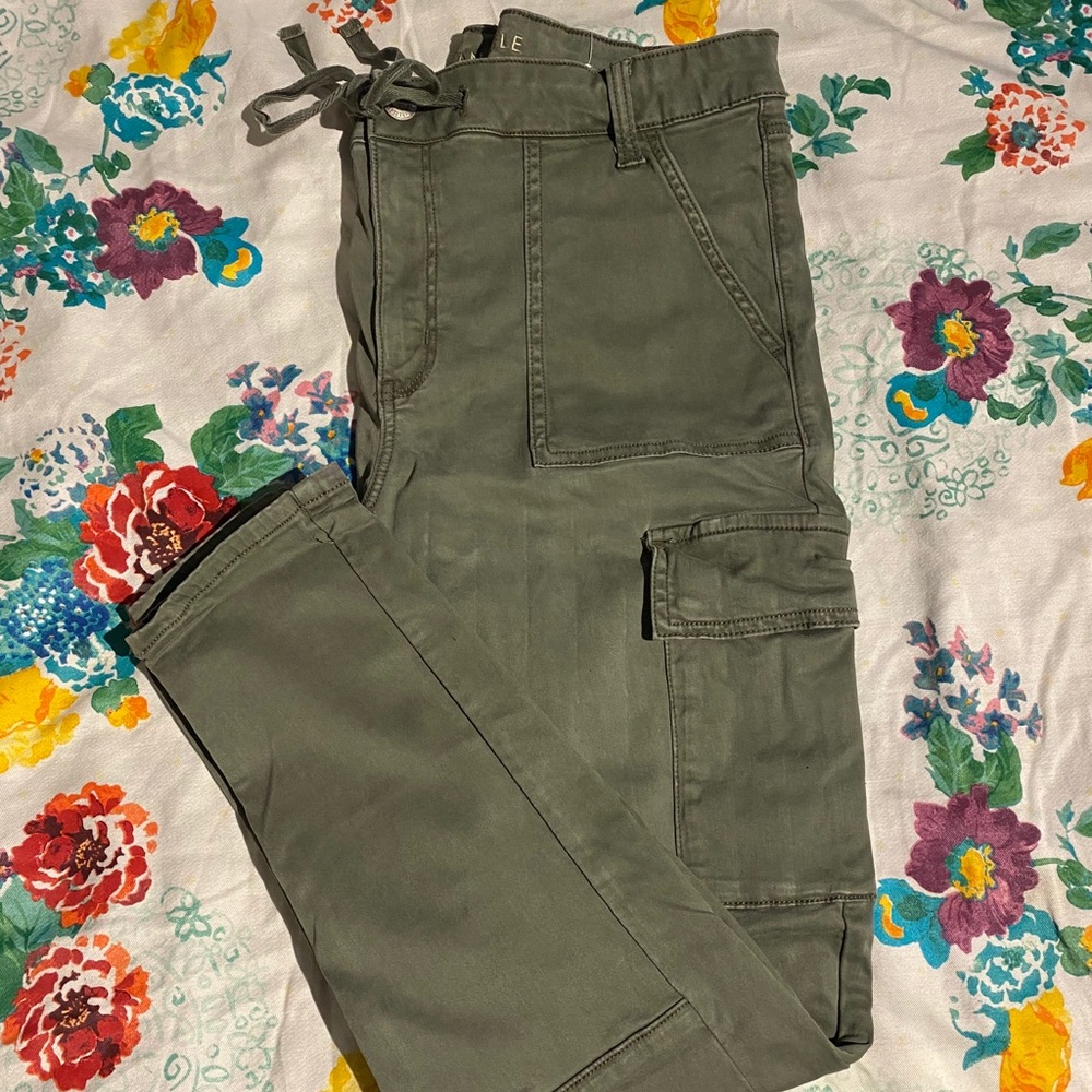 American Eagle Cargo Jegging